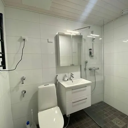 Kotimaailma Kivikkotie, 4