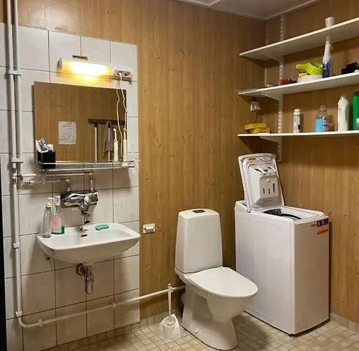 Kotimaailma Kivikkotie, 4